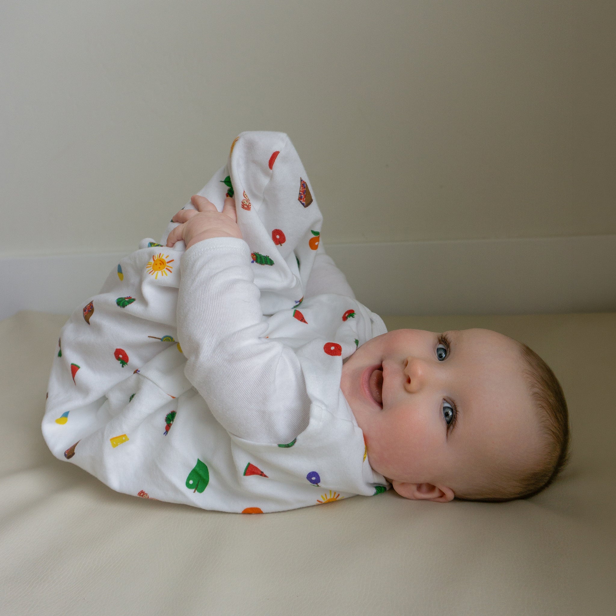 Eric Carle The Very Hungry Caterpillar 100% Cotton Wearable Blanket TOG 0.5 - Image 2